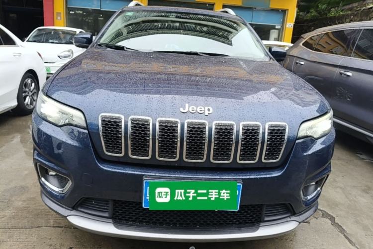Used Jeep Cherokee 2019 2.0T Two-Wheel Drive Smart Enjoyment Version China VI Front