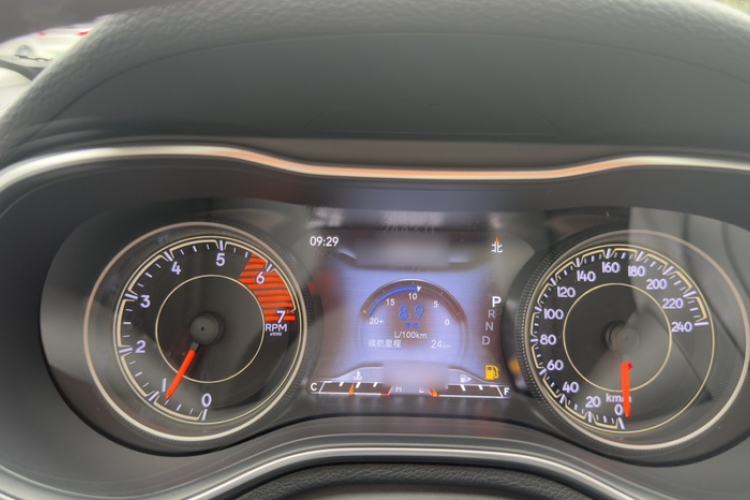 Used Jeep Cherokee 2019 2.0T Two-Wheel Drive Smart Enjoyment Version China VI Instrument Cluster