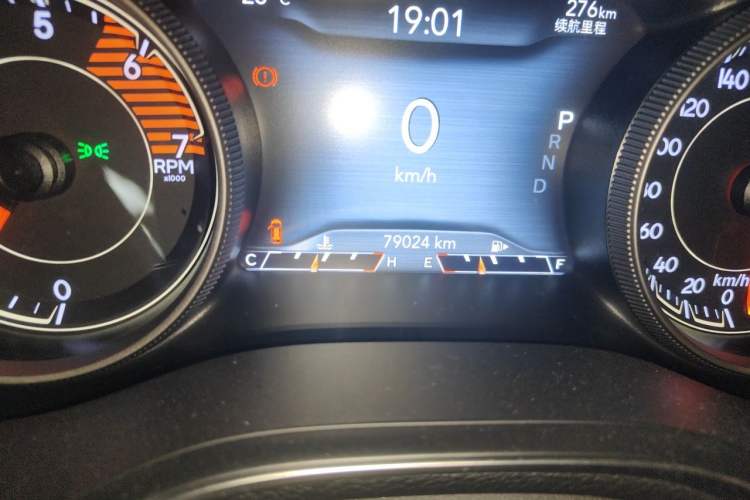 Used Jeep Cherokee 2019 2.0L 2WD Premium Edition China VI Odometer Close Up