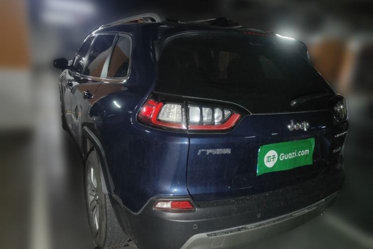 Used Jeep Cherokee 2019 2.0L 2WD Premium Edition China VI Rear Left 45 Deg