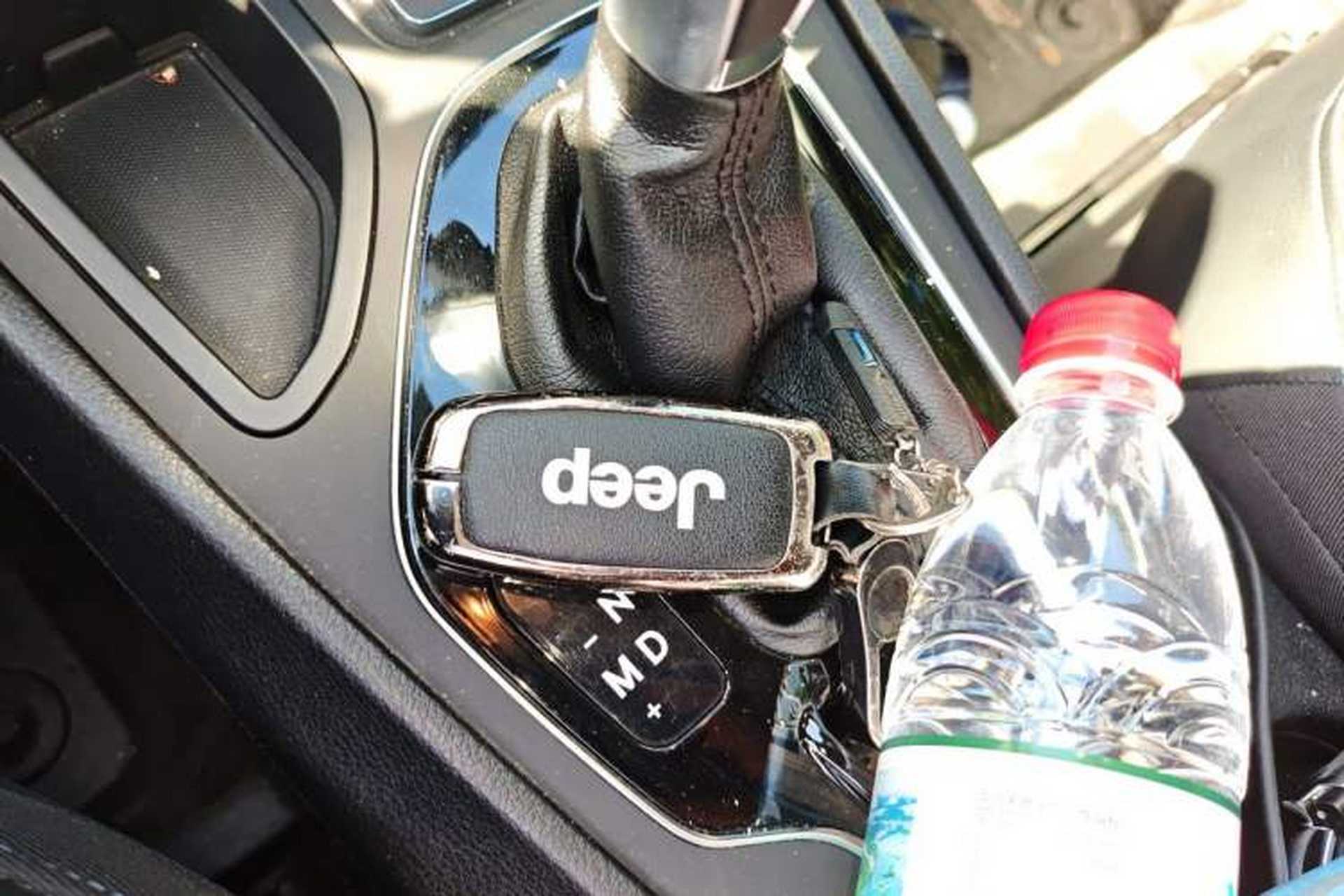 Used Jeep Cherokee 2019 2.0L 2WD Premium Edition China VI Vehicle Key
