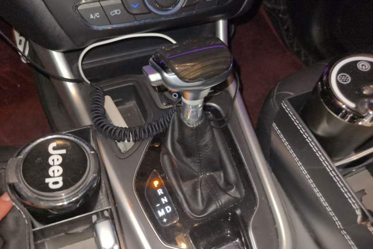 Used Jeep Cherokee 2019 2.0T 2WD Enjoyment Edition China V Gear Lever