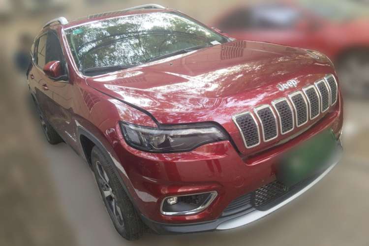 Used Jeep Cherokee 2019 2.0T Four-Wheel Drive Exploration Edition + Autonomous Driving Smart Package China V Front Right 45 Deg