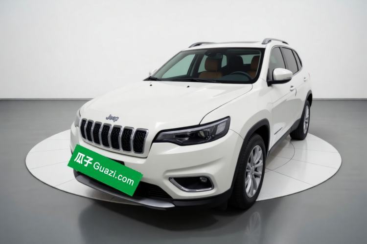 Used Jeep Cherokee 2019 2.0T Two-Wheel Drive Smart Enjoyment Version China VI Guazi used car, China used car export, Used car for sale, Used cars, Cheapest cars for sale
