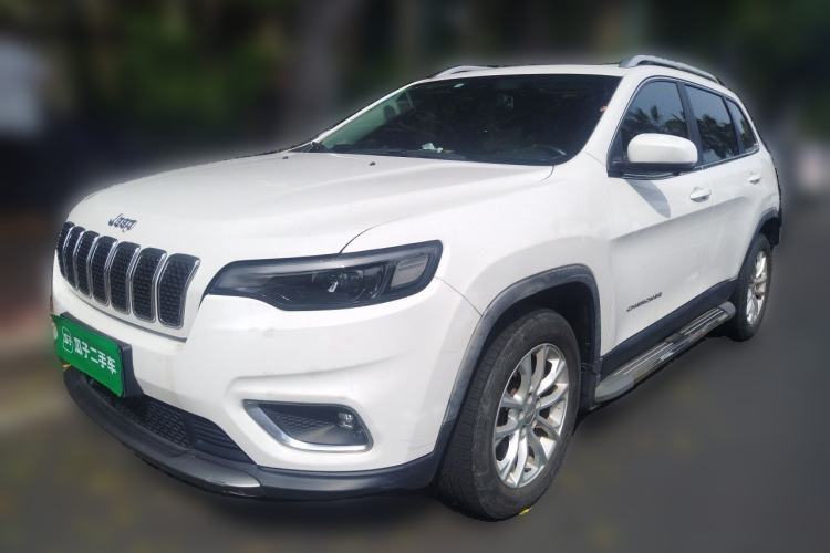 Used Jeep Cherokee 2019 2.0T Two-Wheel Drive Smart Enjoyment Version China VI Guazi used car, China used car export, Used car for sale, Used cars, Cheapest cars for sale