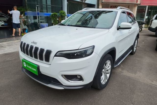 Used Jeep Cherokee 2019 2.0L Two-Wheel Drive Premium Edition China V Emission Standard