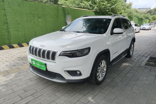Jeep Cherokee 2019 2.0T Two-Wheel Drive Smart Enjoyment Version China VI с пробегом