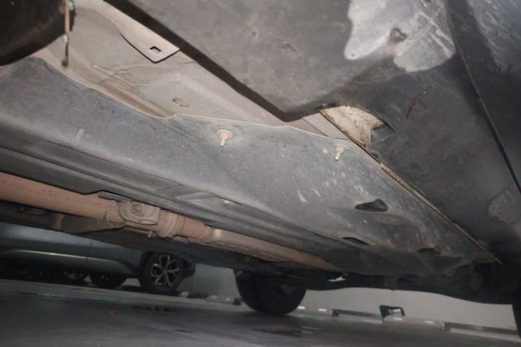 Used Jeep Cherokee 2019 2.0T Two-Wheel Drive Smart Enjoyment Version China V Chassis Front Left