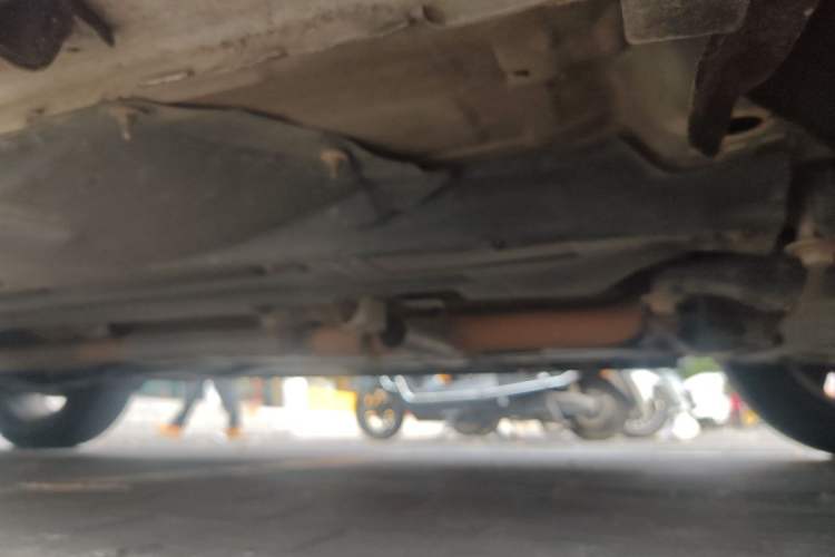 Used Jeep Cherokee 2019 2.0T Four-Wheel Drive Explorer Edition China V Chassis Front Right