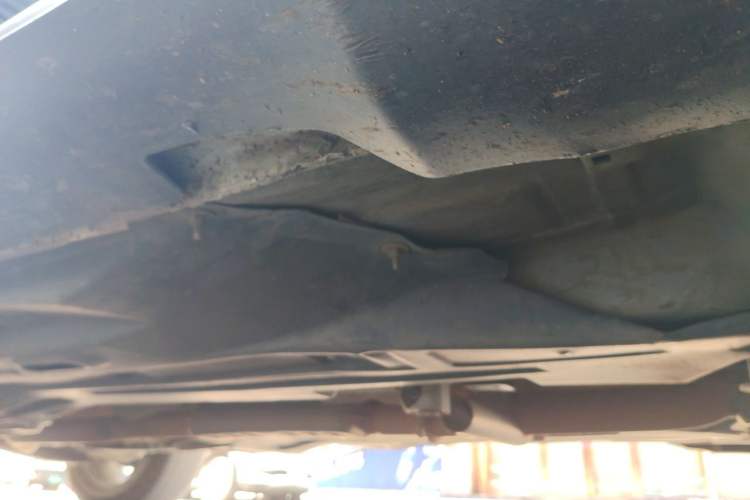 Used Jeep Cherokee 2019 2.0T Four-Wheel Drive Explorer Edition China V Chassis Front Right