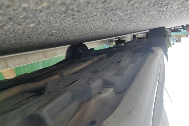 Used Jeep Cherokee 2019 2.0T Four-Wheel Drive All-Round Version China VI Chassis Rear Left