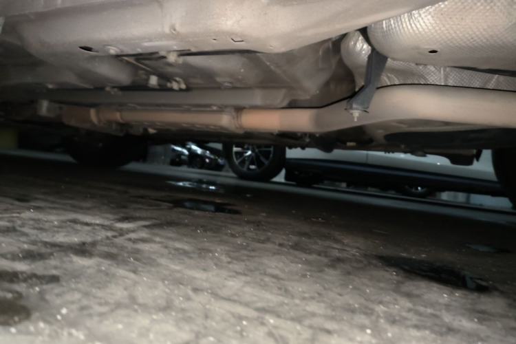 Used Jeep Cherokee 2019 2.0T Two-Wheel Drive Smart Enjoyment Version China VI Chassis Rear Left