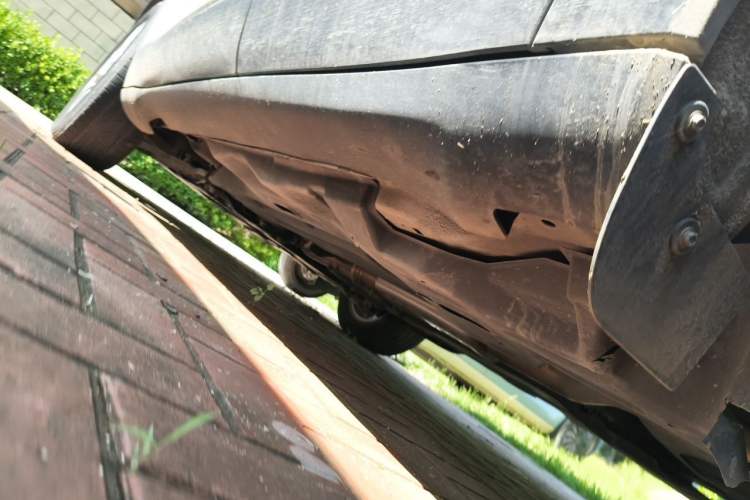 Used Jeep Cherokee 2019 2.0T Two-Wheel Drive Smart Enjoyment Version China VI Chassis Rear Left