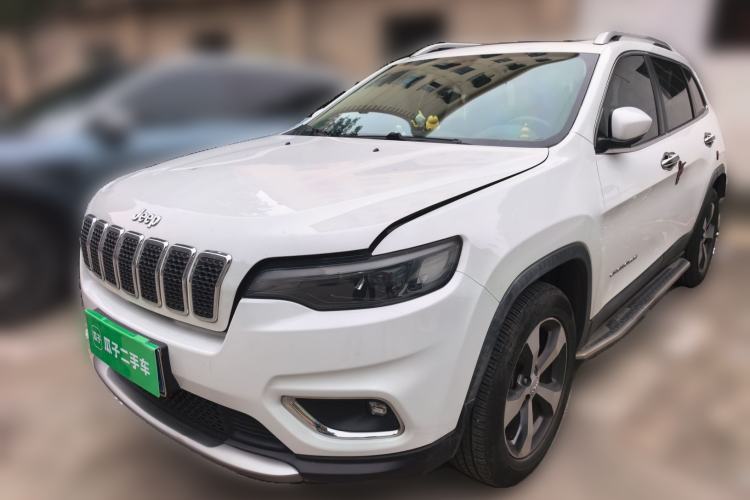 Used Jeep Cherokee 2019 2.0T Four-Wheel Drive Explorer Edition China VI Emission Standard Guazi used car, China used car export, Used car for sale, Used cars, Cheapest cars for sale