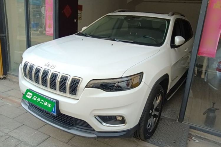Jeep Cherokee 2019 2.0T Four-Wheel Drive Exploration Edition + Autonomous Driving Smart Package China V مستعملة Guazi used car, China used car export, Used car for sale, Used  cars, Cheapest cars for sale