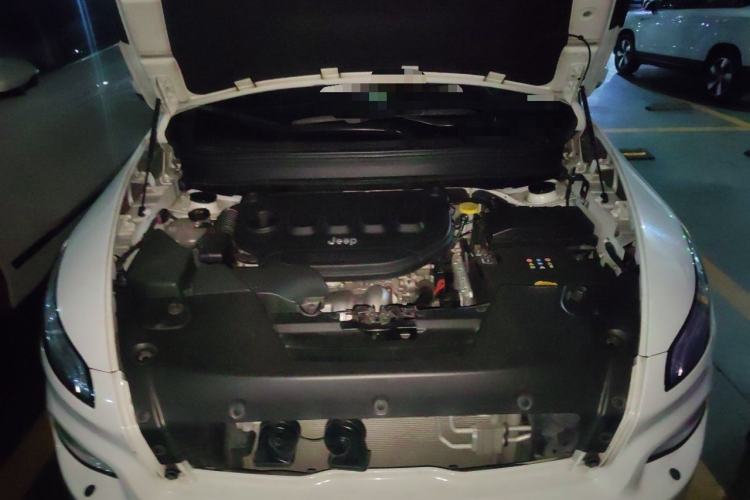 Used Jeep Cherokee 2019 2.0L Two-Wheel Drive Standard Edition China V Engine Bay