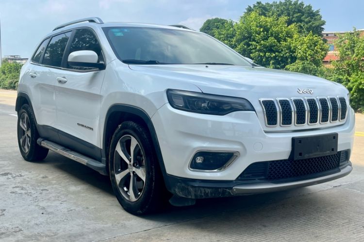 Used Jeep Cherokee 2019 2.0T 2WD Enjoyment Edition China V Exterior 1