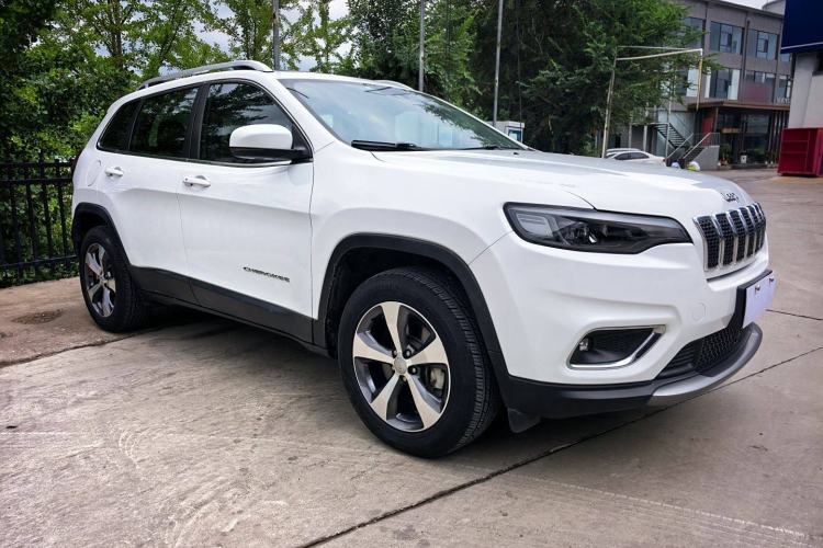 Used Jeep Cherokee 2019 2.0T Four-Wheel Drive Explorer Edition + Autonomous Driving Smart Package China VI Exterior 1