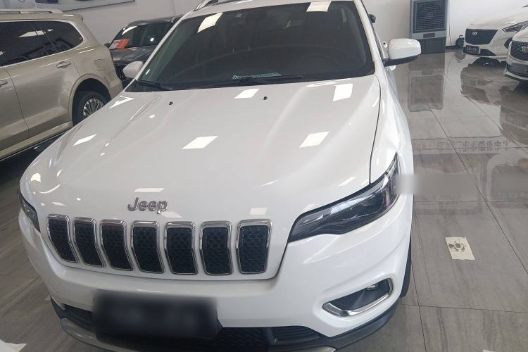 Used Jeep Cherokee 2019 2.0T Two-Wheel Drive Yue Xiang Edition China VI Emission Standard Exterior 1