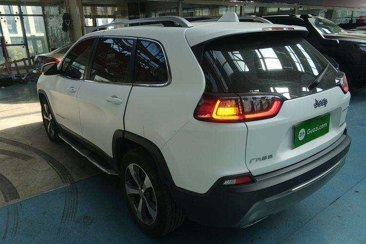 Used Jeep Cherokee 2019 2.0T 2WD Enjoyment Edition China V Exterior 2