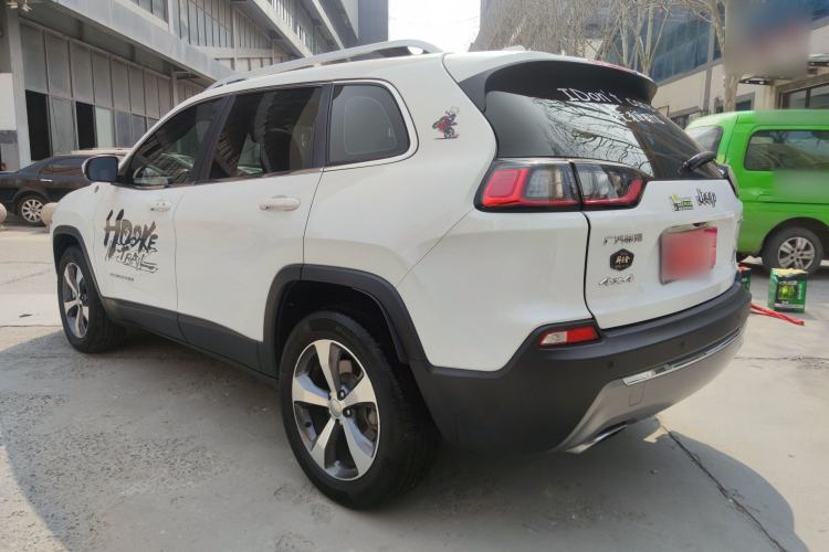 Used Jeep Cherokee 2019 2.0T Four-Wheel Drive Explorer Edition China V Exterior 7