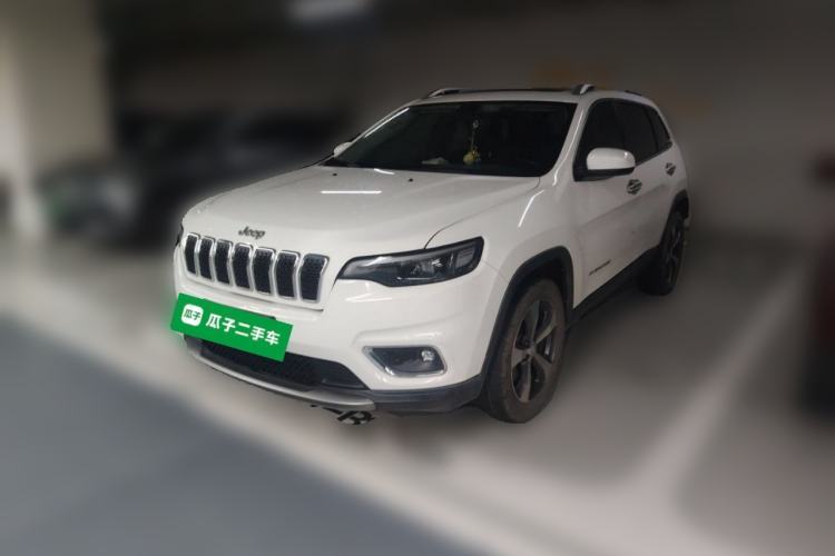 Used Jeep Cherokee 2019 2.0T Two-Wheel Drive Smart Enjoyment Version China V Guazi used car, China used car export, Used car for sale, Used  cars, Cheapest cars for sale