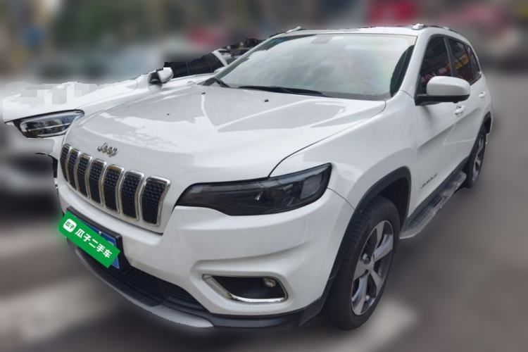Used Jeep Cherokee 2019 2.0T Four-Wheel Drive Explorer Edition China VI Emission Standard Guazi used car, China used car export, Used car for sale, Used  cars, Cheapest cars for sale
