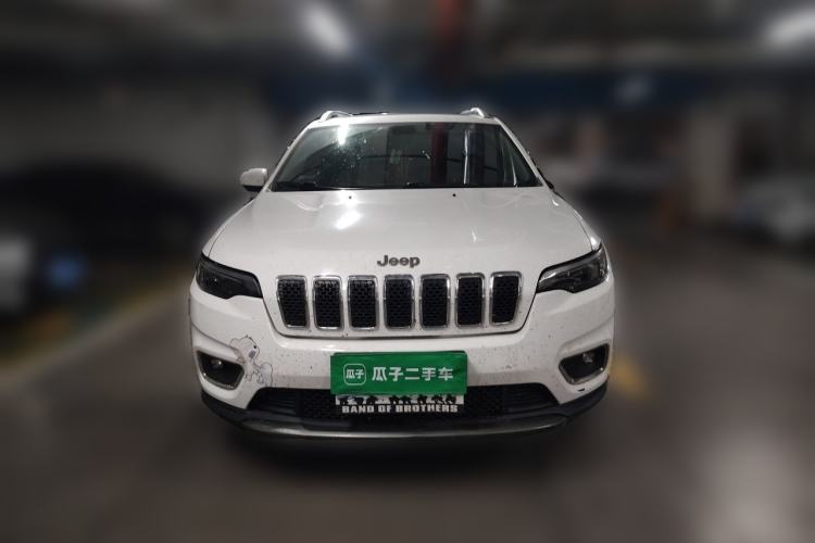 Used Jeep Cherokee 2019 2.0T Two-Wheel Drive Smart Enjoyment Version China VI Front