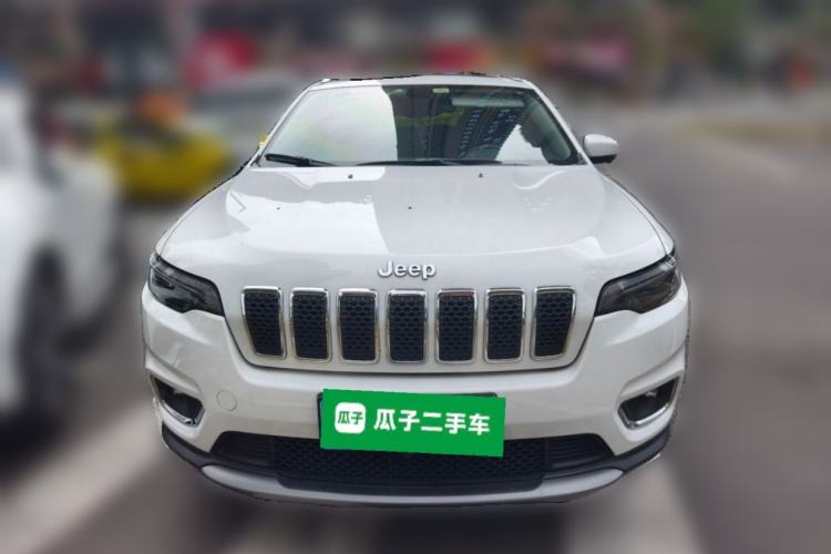 Used Jeep Cherokee 2019 2.0T Four-Wheel Drive Explorer Edition China VI Emission Standard Front