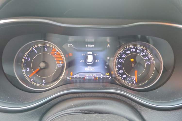 Used Jeep Cherokee 2019 2.0T Four-Wheel Drive Explorer Edition China V Instrument Cluster