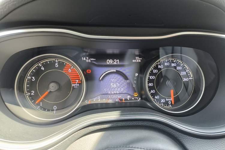 Used Jeep Cherokee 2019 2.0T Two-Wheel Drive Smart Enjoyment Version China VI Instrument Cluster