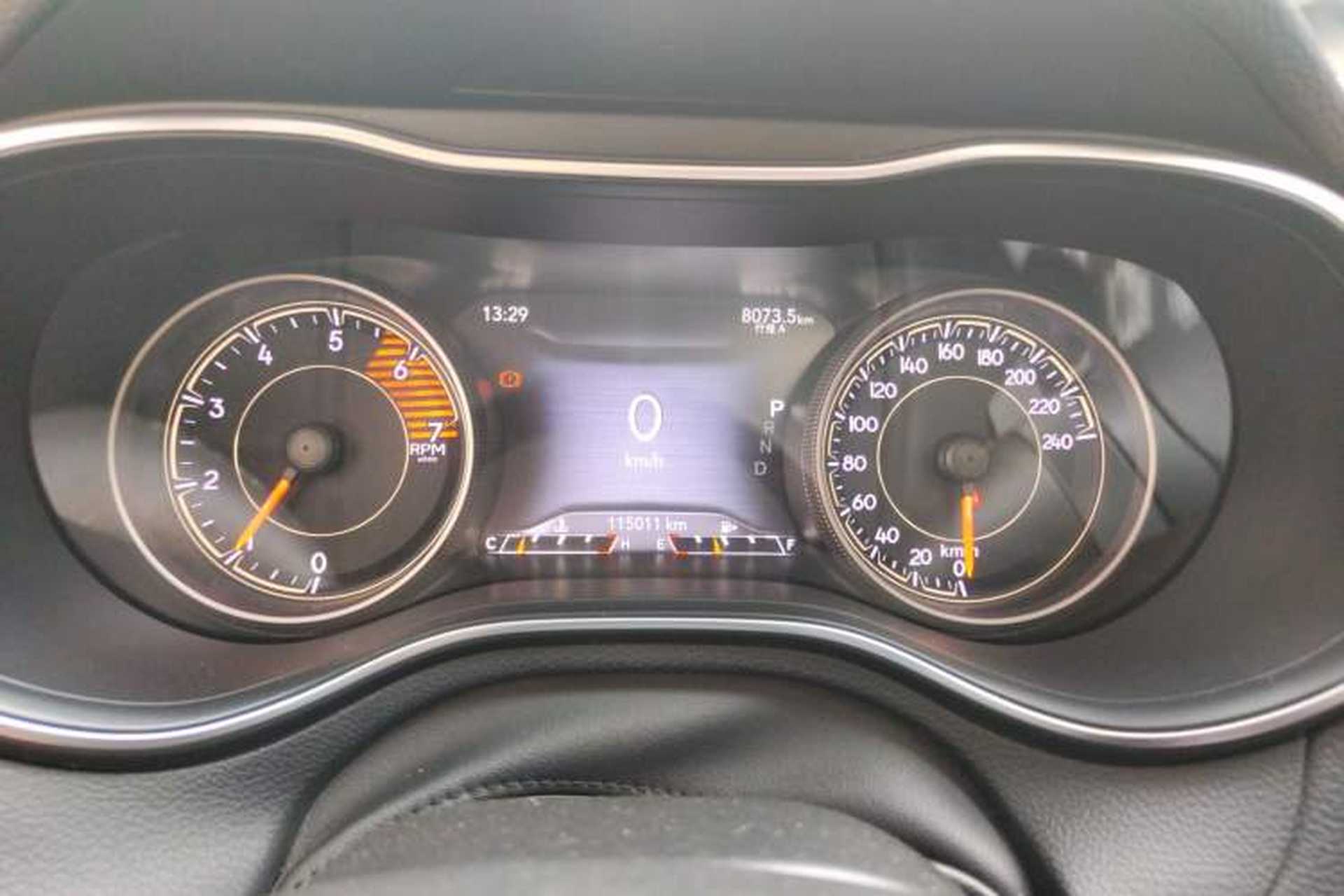 Used Jeep Cherokee 2019 2.0T Two-Wheel Drive Smart Enjoyment Version China VI Instrument Cluster
