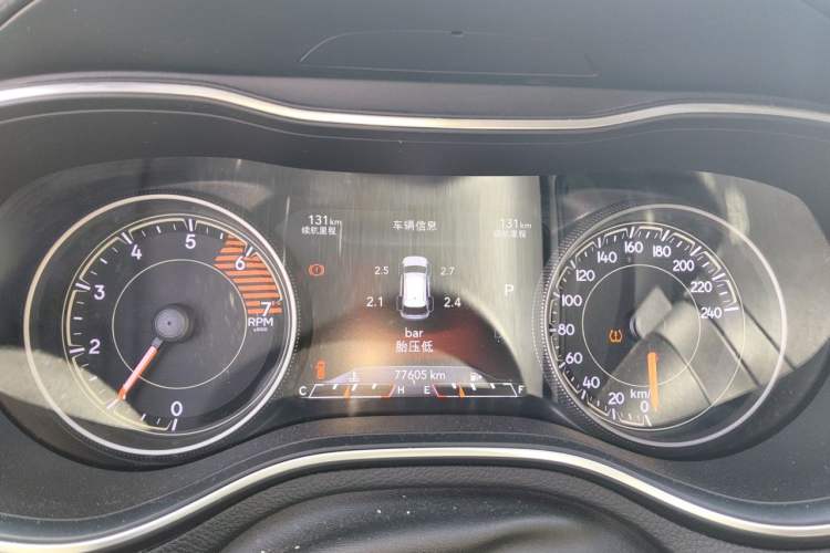 Used Jeep Cherokee 2019 2.0T Four-Wheel Drive Explorer Edition China VI Emission Standard Instrument Cluster