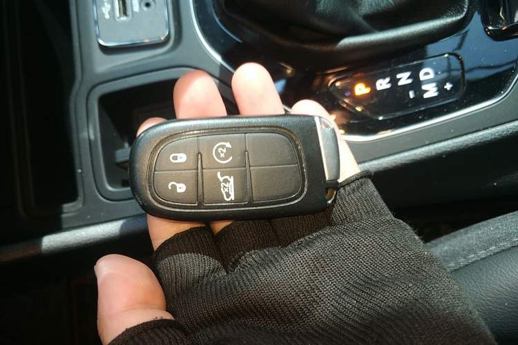 Used Jeep Cherokee 2019 2.0T 2WD Enjoyment Edition China V Interior 1