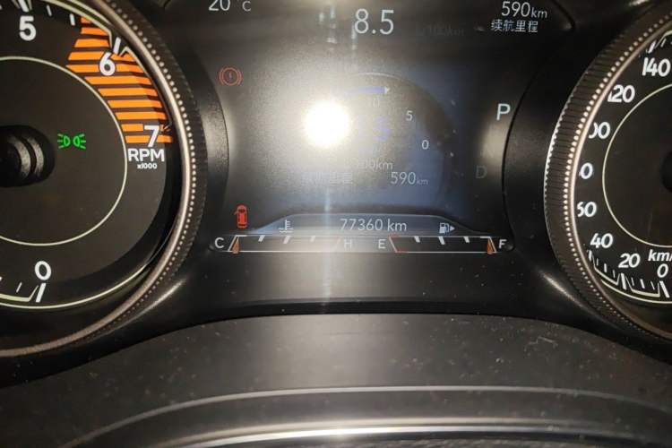 Used Jeep Cherokee 2019 2.0T Four-Wheel Drive Exploration Edition + Autonomous Driving Smart Package China V Odometer Close Up