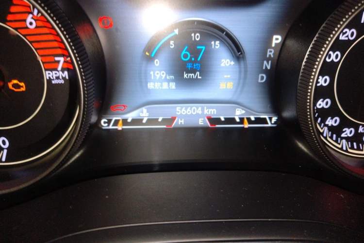 Used Jeep Cherokee 2019 2.0T Four-Wheel Drive Exploration Edition + Autonomous Driving Smart Package China V Odometer Close Up