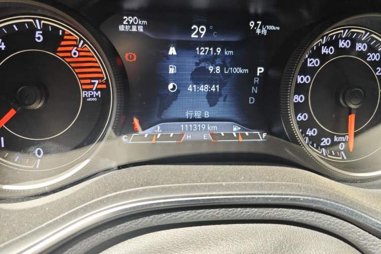 Used Jeep Cherokee 2019 2.0T Four-Wheel Drive Exploration Edition + Autonomous Driving Smart Package China V Odometer Close Up