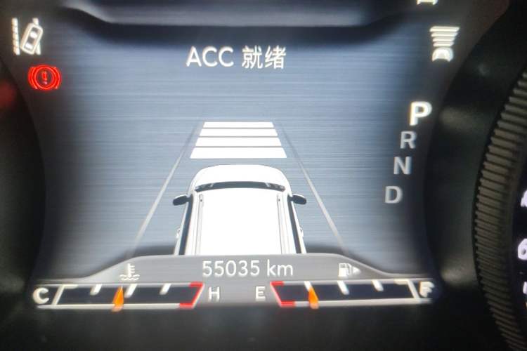 Used Jeep Cherokee 2019 2.0T Four-Wheel Drive Explorer Edition China V Odometer Close Up
