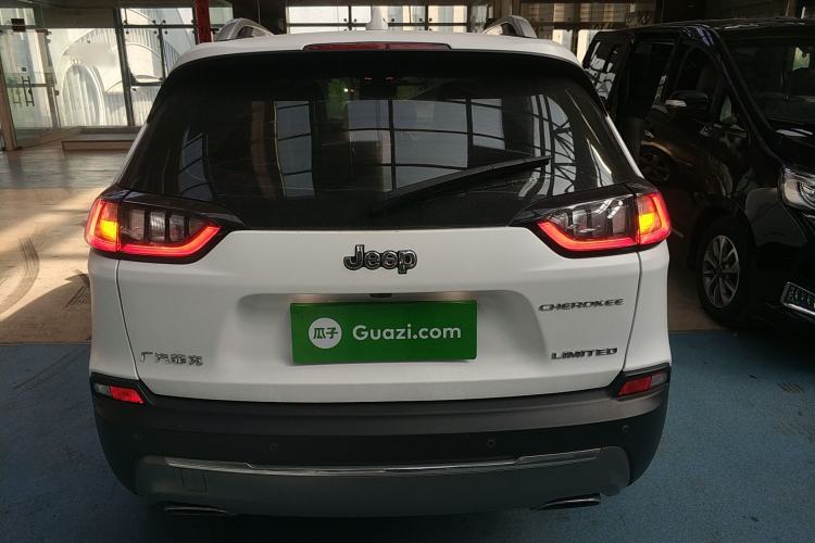 Used Jeep Cherokee 2019 2.0T 2WD Enjoyment Edition China V Rear