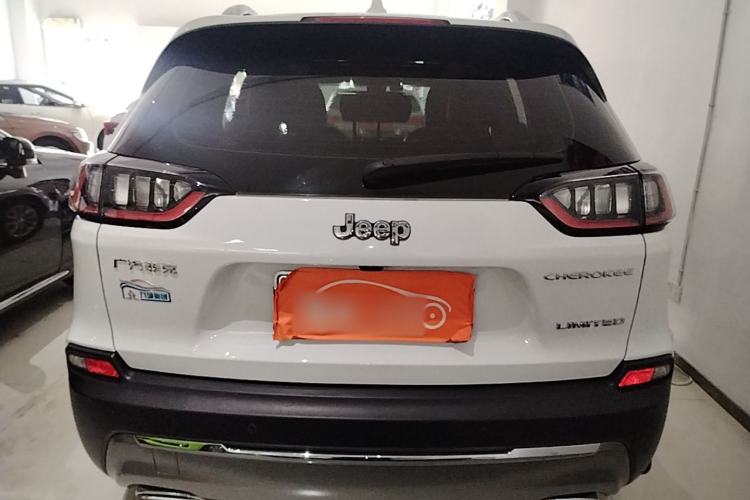 Used Jeep Cherokee 2019 2.0T Two-Wheel Drive Smart Enjoyment Version China V Rear