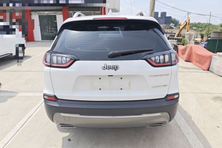 Used Jeep Cherokee 2019 2.0T Two-Wheel Drive Smart Enjoyment Version China V Rear