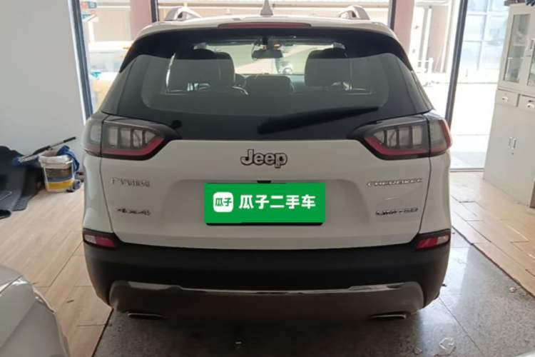 Used Jeep Cherokee 2019 2.0T Four-Wheel Drive Exploration Edition + Autonomous Driving Smart Package China V Rear