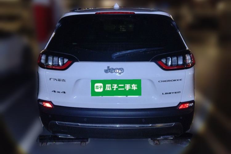 Used Jeep Cherokee 2019 2.0T Four-Wheel Drive Exploration Edition + Autonomous Driving Smart Package China V Rear