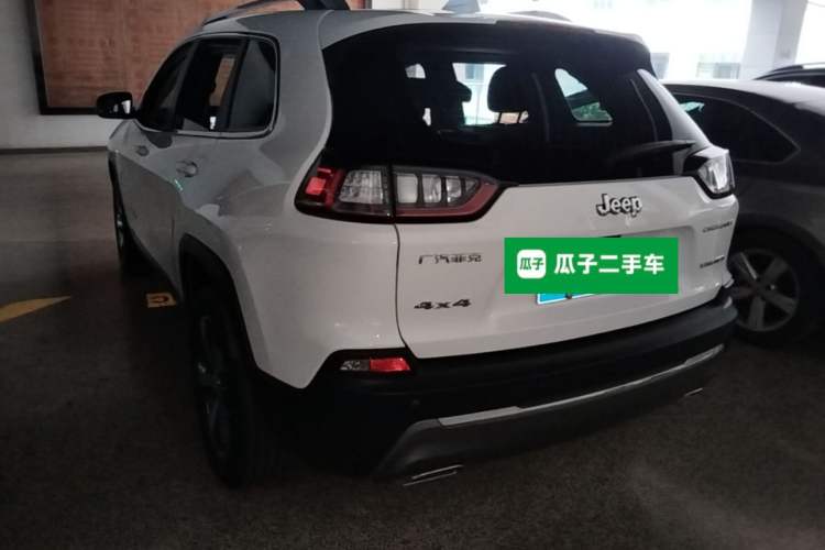 Used Jeep Cherokee 2019 2.0T Four-Wheel Drive Explorer Edition China V Rear Left 45 Deg