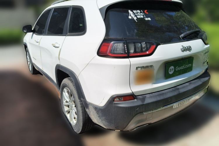 Used Jeep Cherokee 2019 2.0T Two-Wheel Drive Smart Enjoyment Version China VI Rear Left 45 Deg