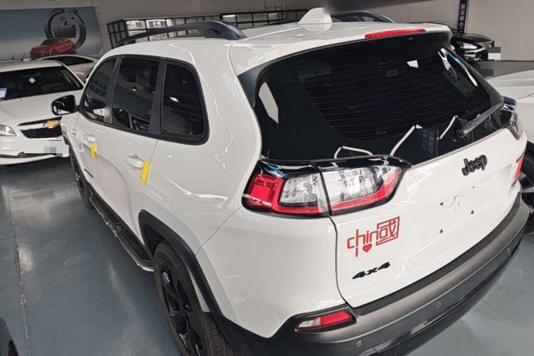 Used Jeep Cherokee 2019 2.0T Four-Wheel Drive Explorer Edition China VI Emission Standard Rear Left 45 Deg