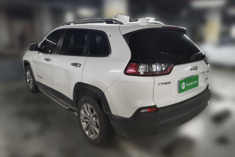 Used Jeep Cherokee 2019 2.0L 2WD Premium Edition China VI Rear Left 45 Deg
