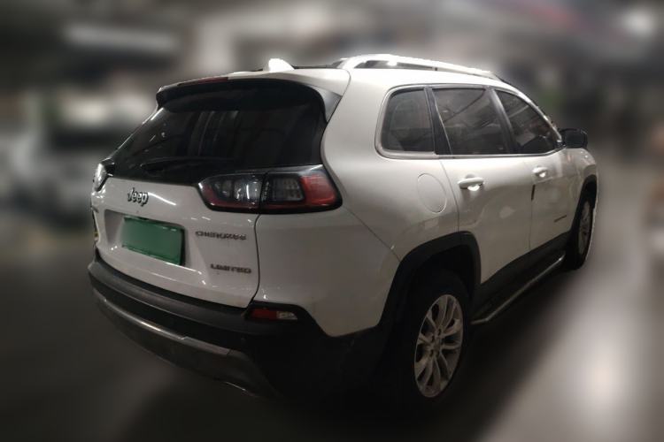 Used Jeep Cherokee 2019 2.0T Two-Wheel Drive Smart Enjoyment Version China VI Rear Right 45 Deg