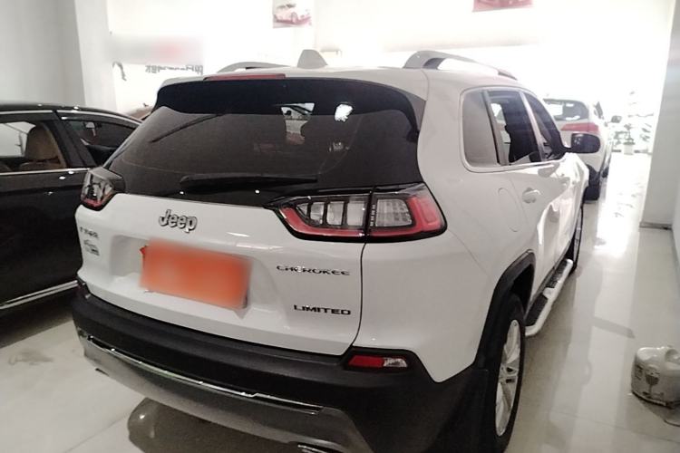Used Jeep Cherokee 2019 2.0T Two-Wheel Drive Smart Enjoyment Version China V Rear Right 45 Deg