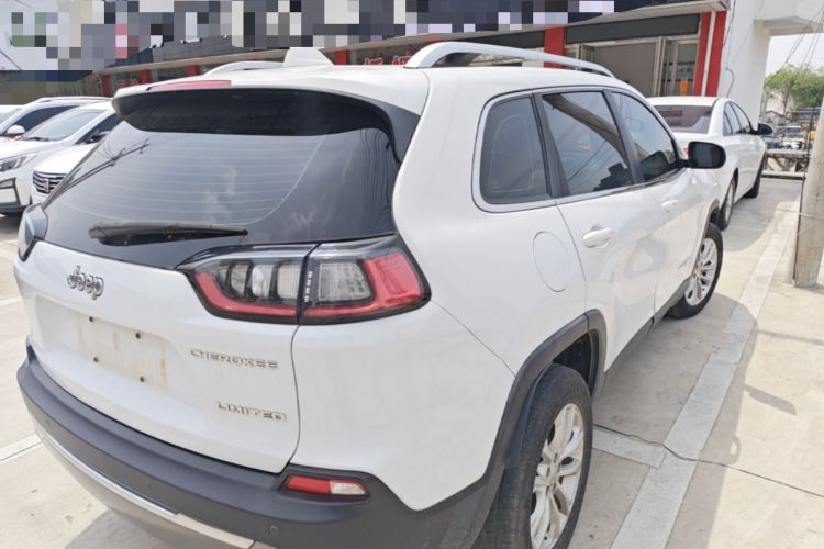Used Jeep Cherokee 2019 2.0T Two-Wheel Drive Smart Enjoyment Version China V Rear Right 45 Deg